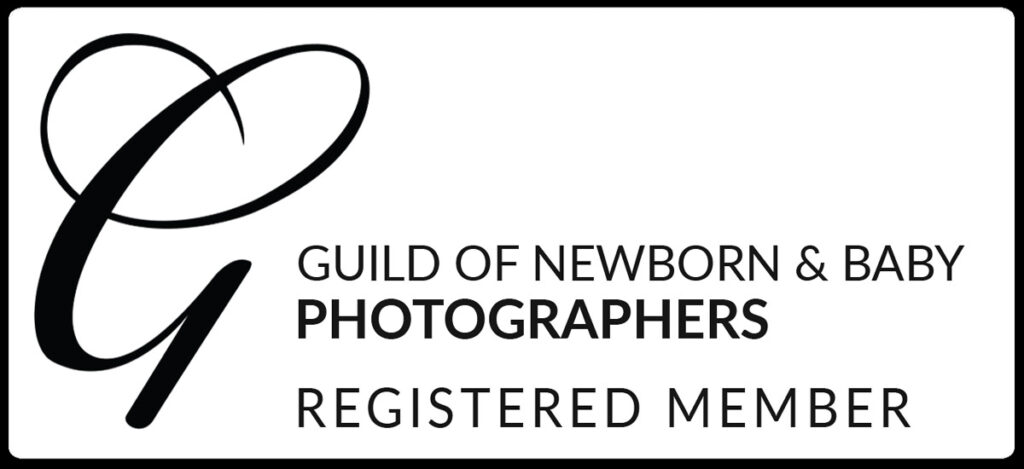 Logo for The Guild of Newborn & Baby Photographers of which Cotswold Fine Photos are members