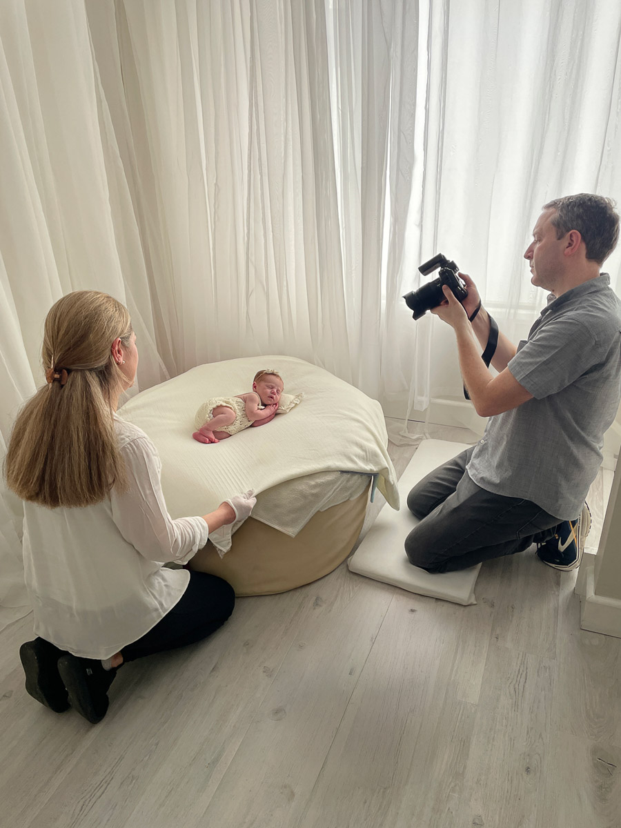 A behind the scenes photo of Pamila and Ian the team behind Cotswold Fine Photos